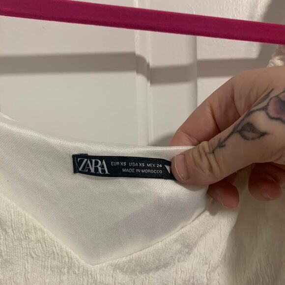 Zara Sheer Bubble Sleeves Crop Top Blouse with Polka Dots Size XS - Picture 3 of 5